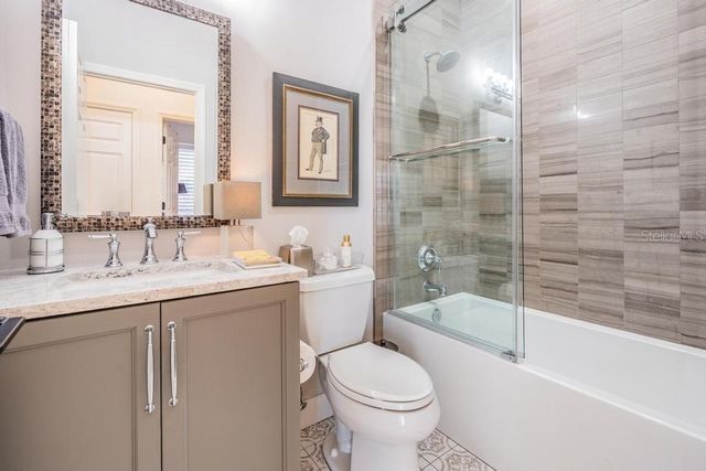 3308 W KNIGHTS AVENUE, Tampa, FL 33611