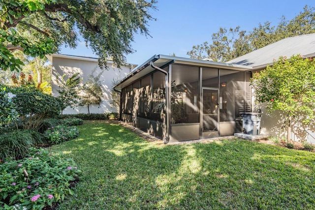 3308 W KNIGHTS AVENUE, Tampa, FL 33611