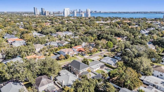 3308 W KNIGHTS AVENUE, Tampa, FL 33611