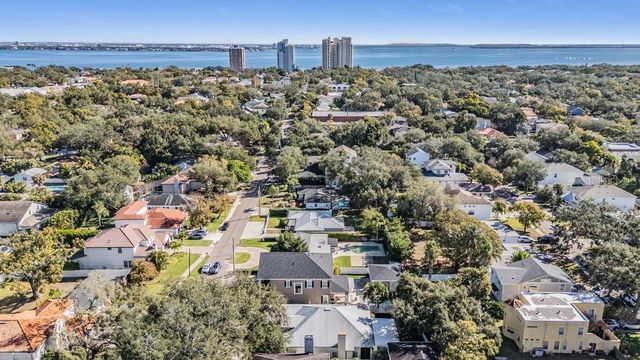 3308 W KNIGHTS AVENUE, Tampa, FL 33611