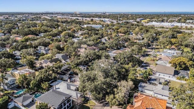 3308 W KNIGHTS AVENUE, Tampa, FL 33611