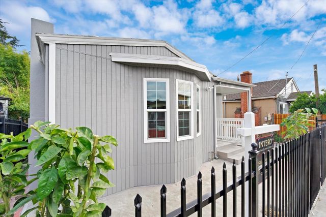 2568 63rd Avenue, Oakland, CA 94605