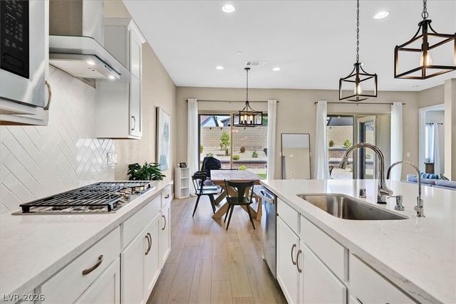 552 Comodo Street, Henderson, NV 89011
