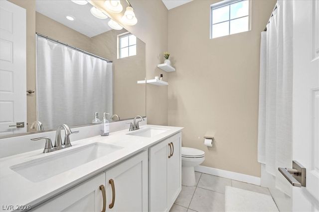 552 Comodo Street, Henderson, NV 89011