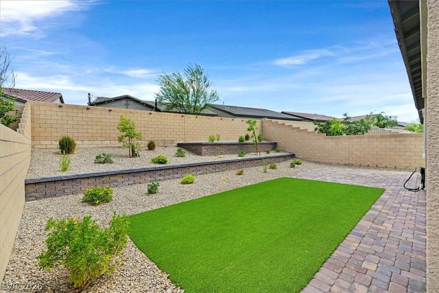 552 Comodo Street, Henderson, NV 89011