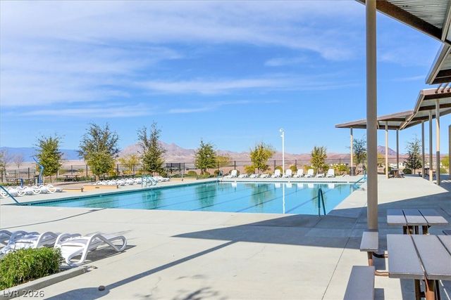 552 Comodo Street, Henderson, NV 89011