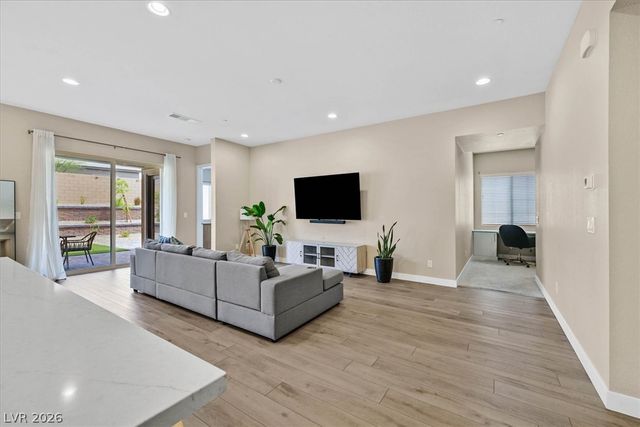 552 Comodo Street, Henderson, NV 89011