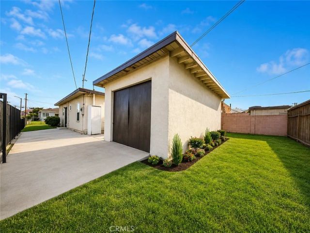959 E 105th, Los Angeles, CA 90002