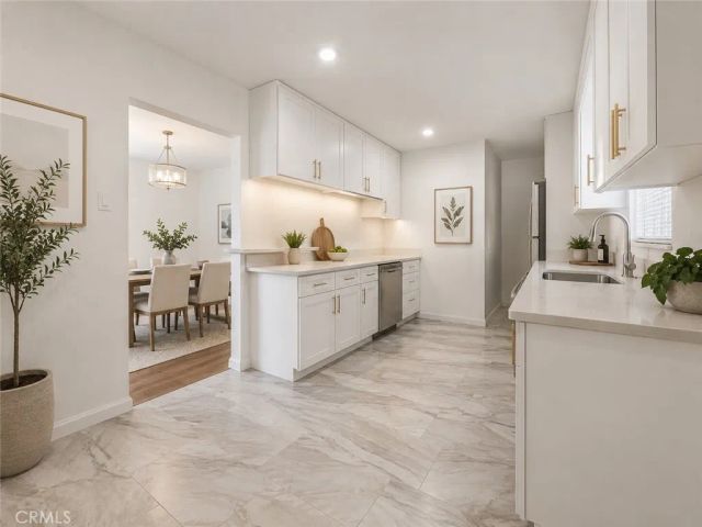 959 E 105th, Los Angeles, CA 90002