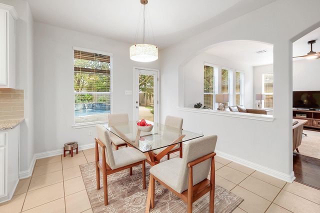 3754 Gentle Winds LN, Round Rock, TX 78681