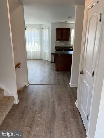 6451 CREEKBEND DR, Mechanicsburg, PA 17050