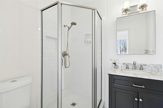 102 World Of Tennis SQ, Austin, TX 78738