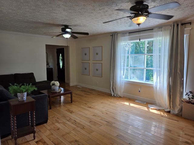 4887 N KY 11, Cannon, KY 40923