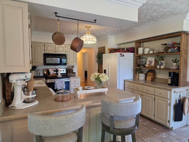 4887 N KY 11, Cannon, KY 40923