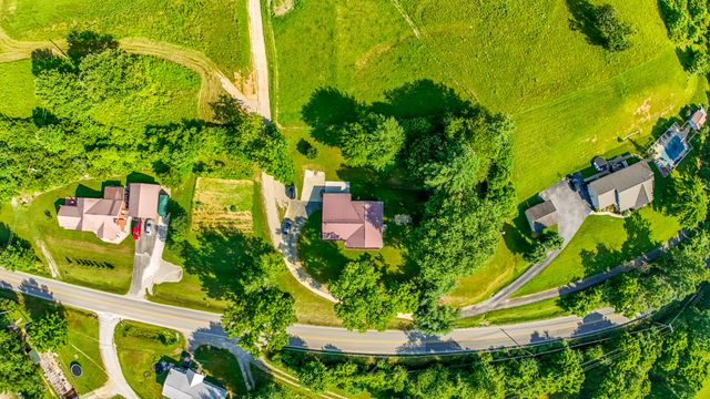 4887 N KY 11, Cannon, KY 40923