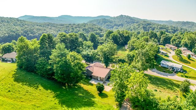 4887 N KY 11, Cannon, KY 40923