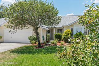 3910 MEADOWVIEW Drive N, Jacksonville, FL 32225