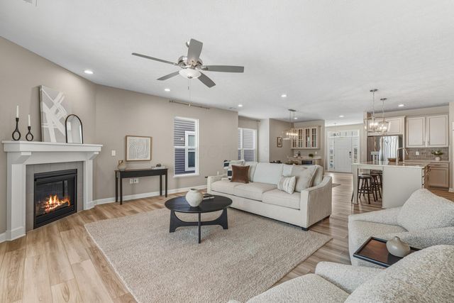 5552 Jessica Lane W, Powell, OH 43065