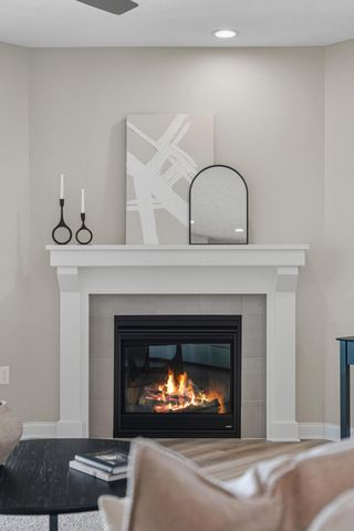 5552 Jessica Lane W, Powell, OH 43065