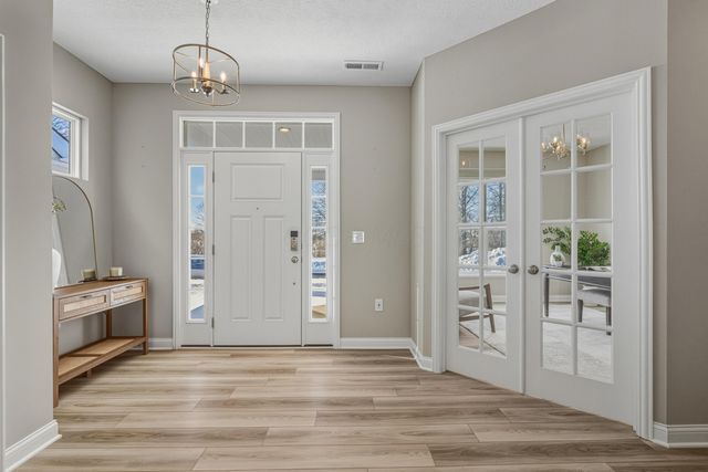 5552 Jessica Lane W, Powell, OH 43065