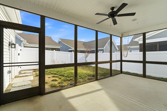 5552 Jessica Lane W, Powell, OH 43065