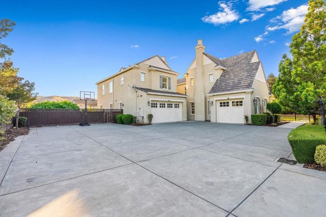 19011 Clayton Avenue, Morgan Hill, CA 95037