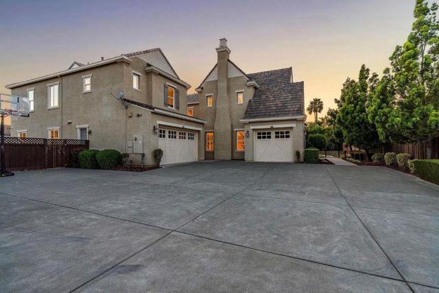 19011 Clayton Avenue, Morgan Hill, CA 95037