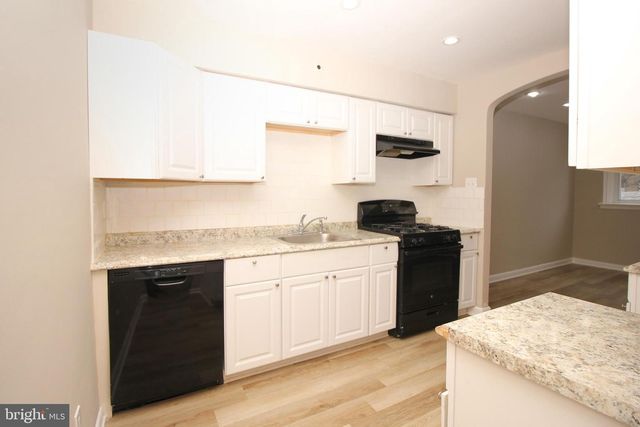 6415 N 10TH ST, Philadelphia, PA 19126