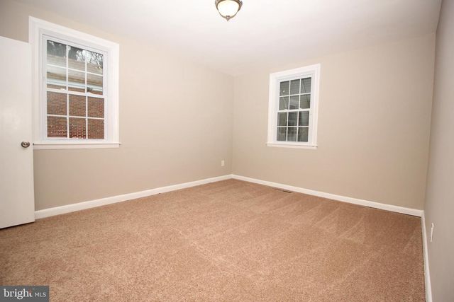 6415 N 10TH ST, Philadelphia, PA 19126