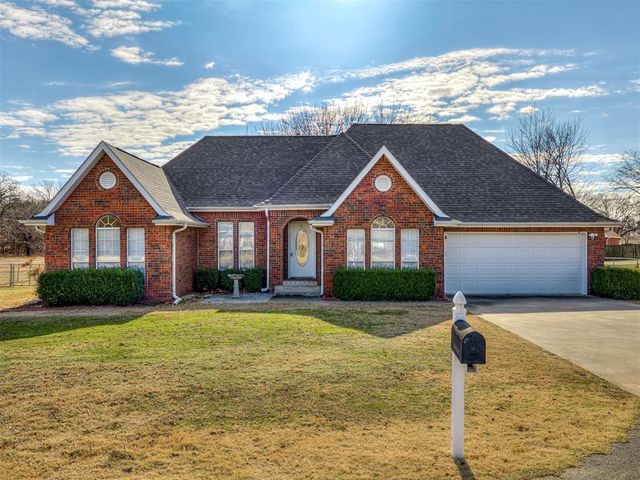 476 N Spinnaker Run, Stigler, OK 74462