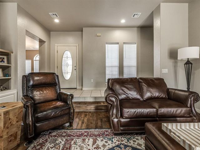 476 N Spinnaker Run, Stigler, OK 74462