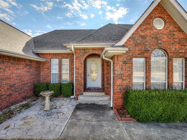 476 N Spinnaker Run, Stigler, OK 74462
