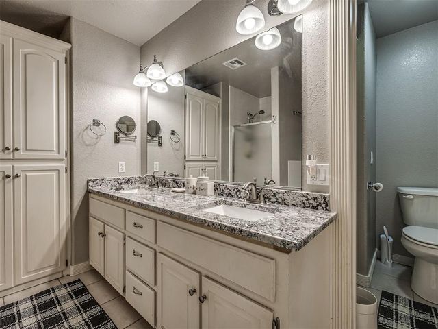 476 N Spinnaker Run, Stigler, OK 74462