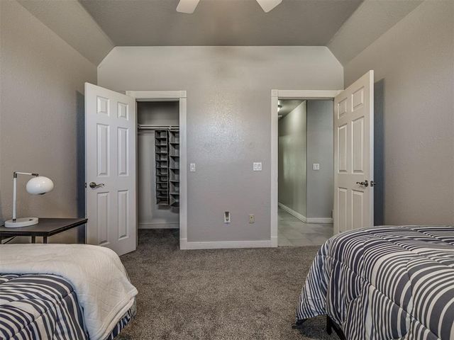 476 N Spinnaker Run, Stigler, OK 74462