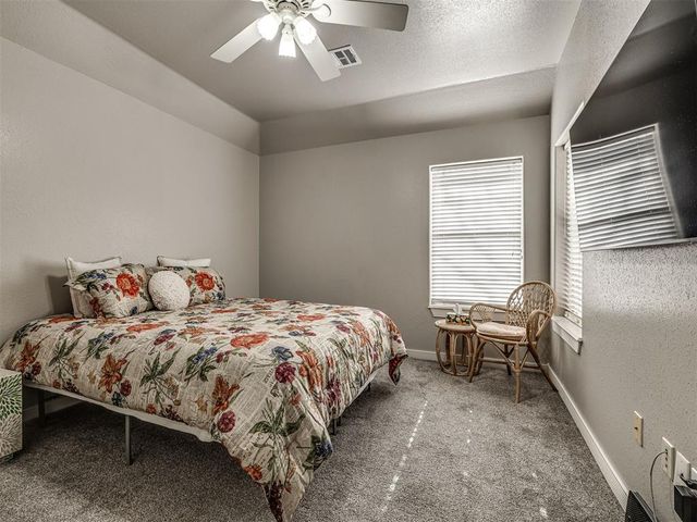 476 N Spinnaker Run, Stigler, OK 74462