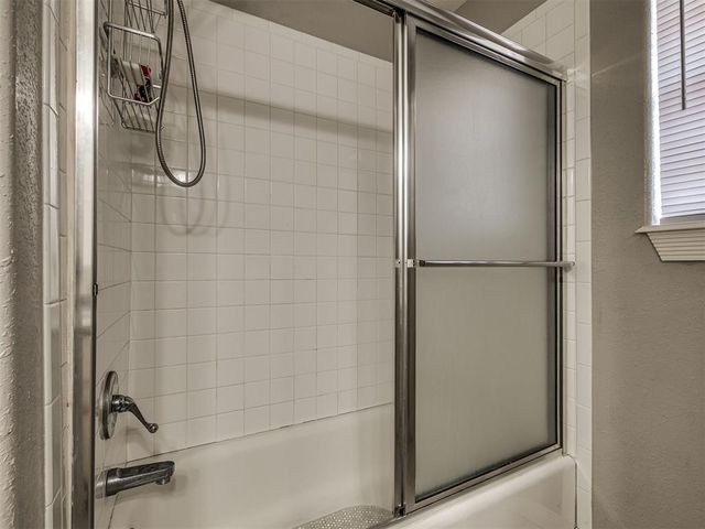 476 N Spinnaker Run, Stigler, OK 74462