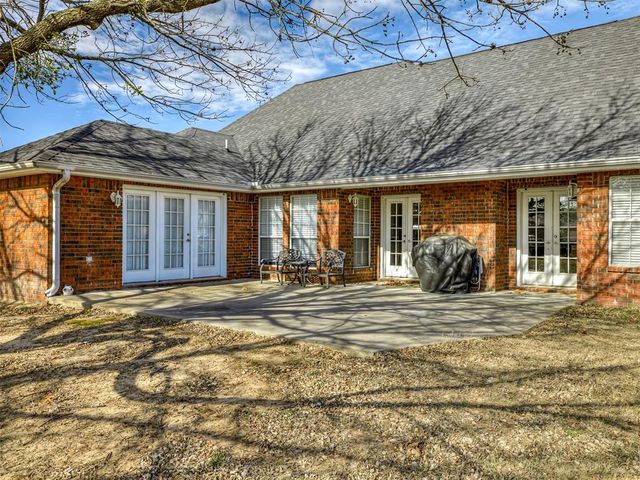 476 N Spinnaker Run, Stigler, OK 74462