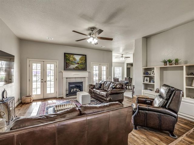 476 N Spinnaker Run, Stigler, OK 74462