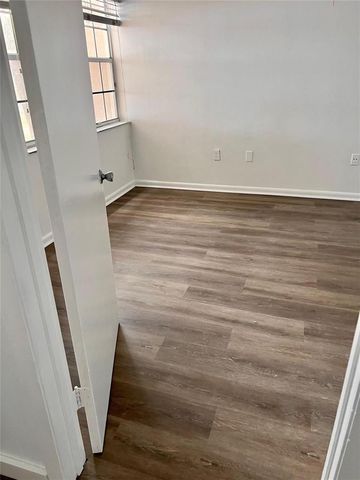 2121 NW 96TH Terrace 14M, Pembroke Pines, FL 33024