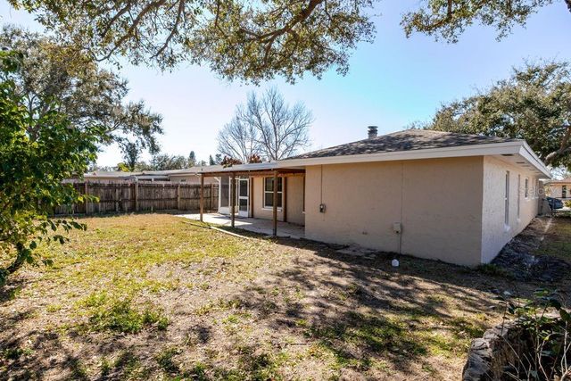 709 LEMONWOOD DRIVE, Oldsmar, FL 34677