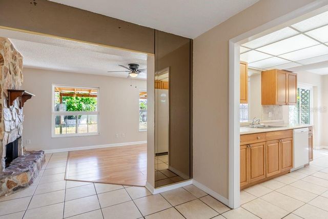 709 LEMONWOOD DRIVE, Oldsmar, FL 34677