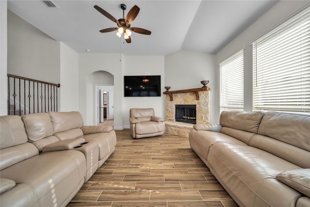 6517 Harwich Drive, Mesquite, TX 75181