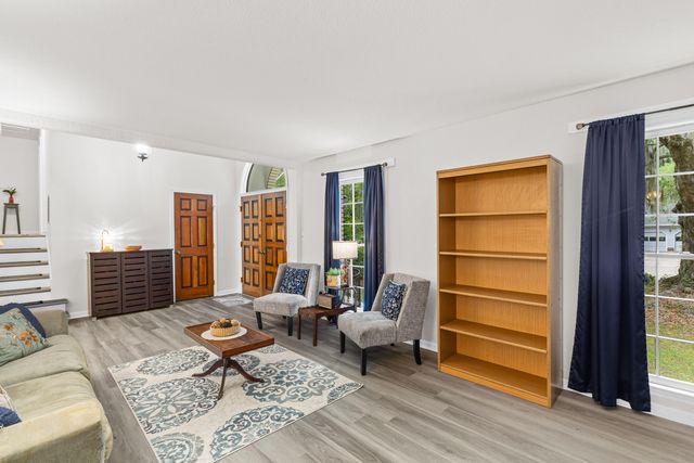 111 Seven Oaks Lane, Summerville, SC 29485