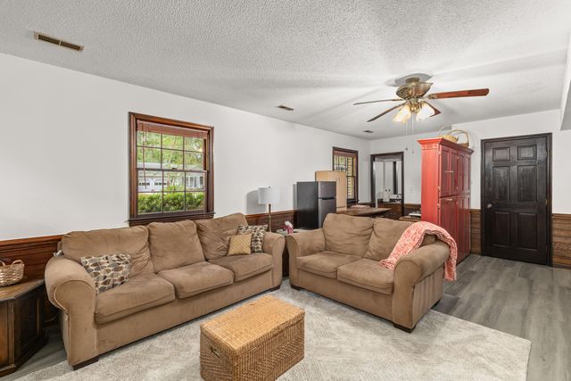 111 Seven Oaks Lane, Summerville, SC 29485