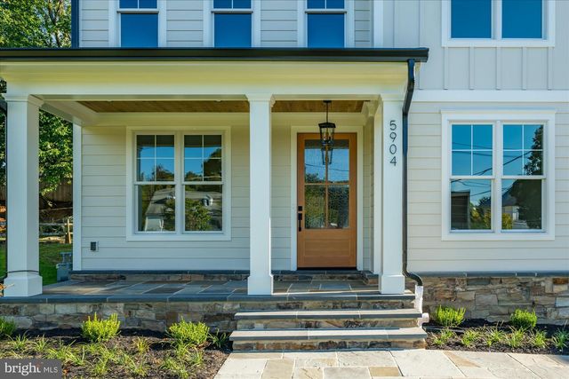 5904 GREENTREE RD, Bethesda, MD 20817