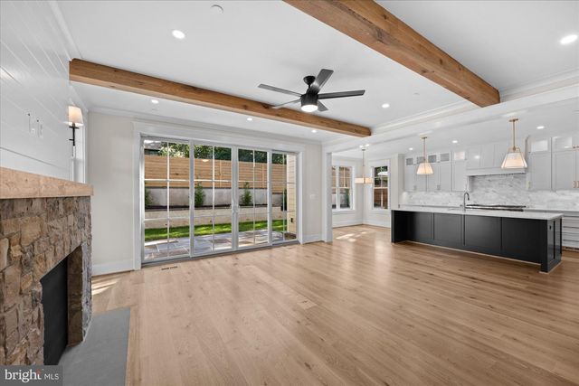 5904 GREENTREE RD, Bethesda, MD 20817