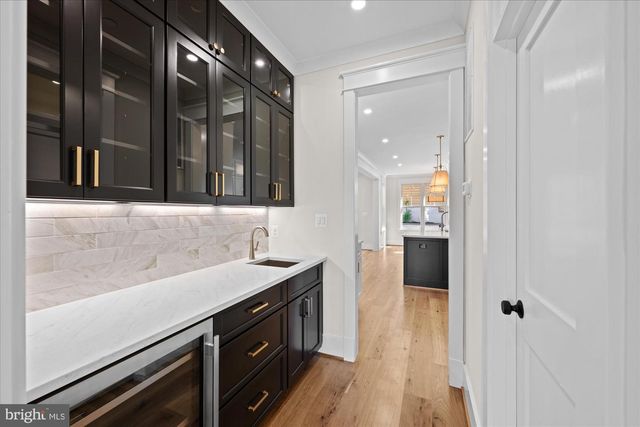 5904 GREENTREE RD, Bethesda, MD 20817