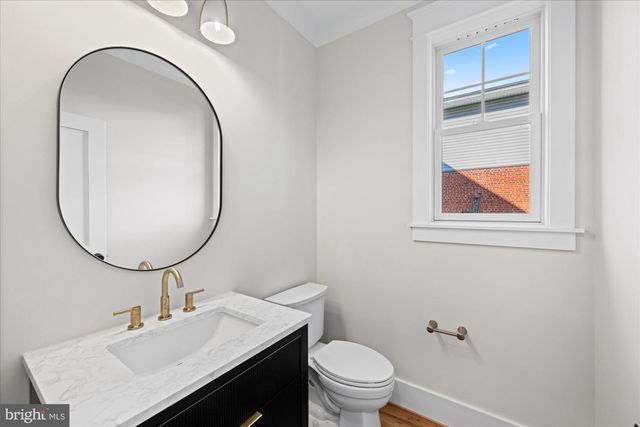 5904 GREENTREE RD, Bethesda, MD 20817