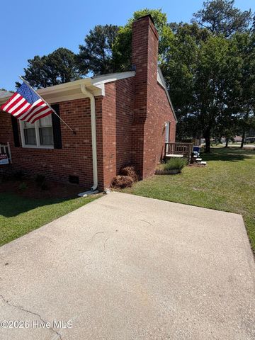 1303 Woodgreen Road, Tarboro, NC 27886