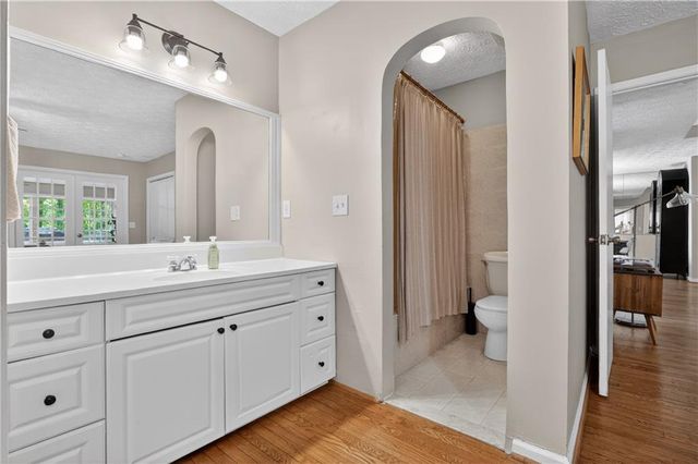226 Watkins Glen Drive NE, Kennesaw, GA 30144